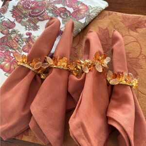 BRAND NEW Thanksgiving Table-runner Set w/Napkins, Placemats, & Gold Leaf Rings